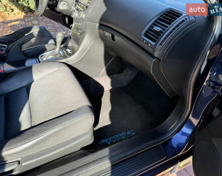 Синий Хонда Аккорд, объемом двигателя 2.35 л и пробегом 229 тыс. км за 7400 $, фото 28 на Automoto.ua