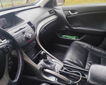 Синий Хонда Аккорд, объемом двигателя 2.35 л и пробегом 246 тыс. км за 8500 $, фото 7 на Automoto.ua