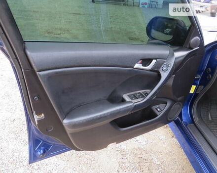 Синій Хонда Аккорд, об'ємом двигуна 2.4 л та пробігом 195 тис. км за 9498 $, фото 5 на Automoto.ua