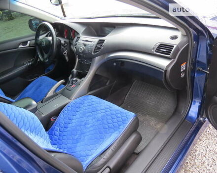 Синий Хонда Аккорд, объемом двигателя 2.4 л и пробегом 195 тыс. км за 9498 $, фото 19 на Automoto.ua