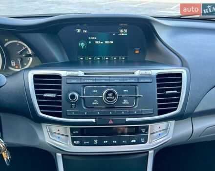 Синій Хонда Аккорд, об'ємом двигуна 2.36 л та пробігом 104 тис. км за 12950 $, фото 30 на Automoto.ua