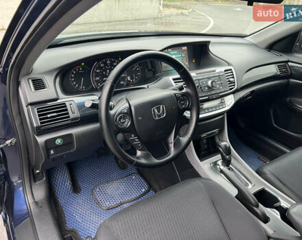 Синий Хонда Аккорд, объемом двигателя 2.4 л и пробегом 230 тыс. км за 10499 $, фото 23 на Automoto.ua
