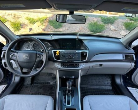 Синий Хонда Аккорд, объемом двигателя 2.4 л и пробегом 197 тыс. км за 9999 $, фото 8 на Automoto.ua