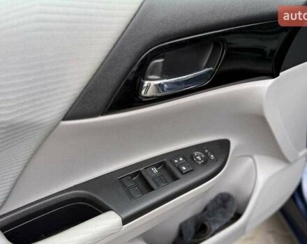 Синій Хонда Аккорд, об'ємом двигуна 2.36 л та пробігом 124 тис. км за 12800 $, фото 7 на Automoto.ua