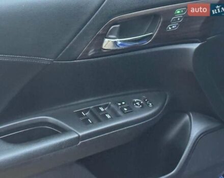 Синий Хонда Аккорд, объемом двигателя 1.99 л и пробегом 136 тыс. км за 14800 $, фото 13 на Automoto.ua