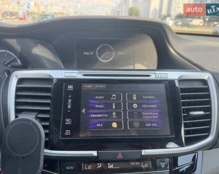 Синий Хонда Аккорд, объемом двигателя 2.36 л и пробегом 256 тыс. км за 13900 $, фото 7 на Automoto.ua