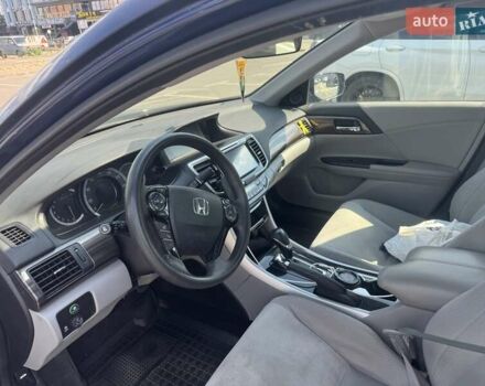 Синий Хонда Аккорд, объемом двигателя 2.36 л и пробегом 256 тыс. км за 13900 $, фото 5 на Automoto.ua