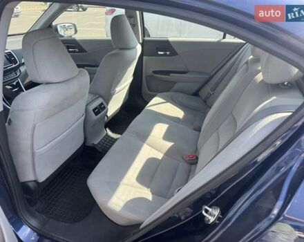 Синий Хонда Аккорд, объемом двигателя 2.36 л и пробегом 256 тыс. км за 13900 $, фото 6 на Automoto.ua