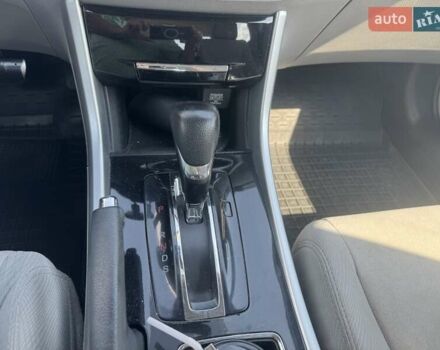 Синий Хонда Аккорд, объемом двигателя 2.36 л и пробегом 256 тыс. км за 13900 $, фото 8 на Automoto.ua