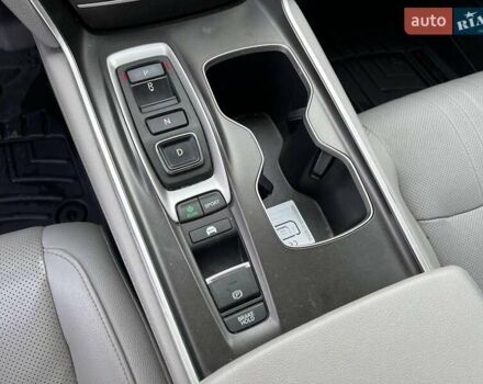 Синий Хонда Аккорд, объемом двигателя 2 л и пробегом 148 тыс. км за 20790 $, фото 33 на Automoto.ua