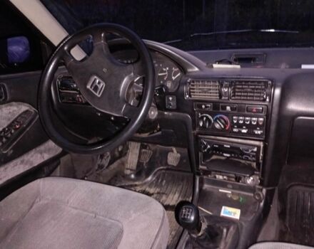 Синий Хонда Аккорд, объемом двигателя 2 л и пробегом 200 тыс. км за 1600 $, фото 5 на Automoto.ua