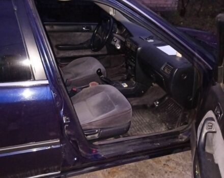 Синий Хонда Аккорд, объемом двигателя 2 л и пробегом 200 тыс. км за 1600 $, фото 2 на Automoto.ua