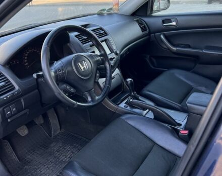 Синий Хонда Аккорд, объемом двигателя 2.2 л и пробегом 274 тыс. км за 6800 $, фото 4 на Automoto.ua