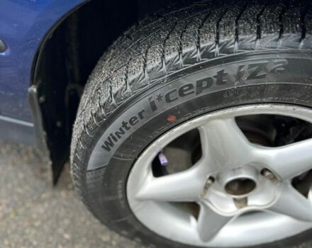 Синий Хонда Аккорд, объемом двигателя 1.9 л и пробегом 300 тыс. км за 4200 $, фото 4 на Automoto.ua