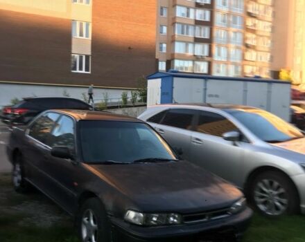 Синий Хонда Аккорд, объемом двигателя 2 л и пробегом 300 тыс. км за 900 $, фото 1 на Automoto.ua