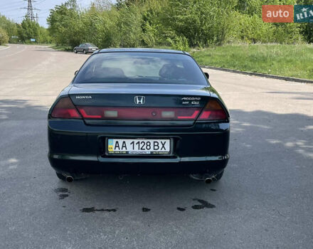 Зелений Хонда Аккорд, об'ємом двигуна 3 л та пробігом 400 тис. км за 3000 $, фото 5 на Automoto.ua