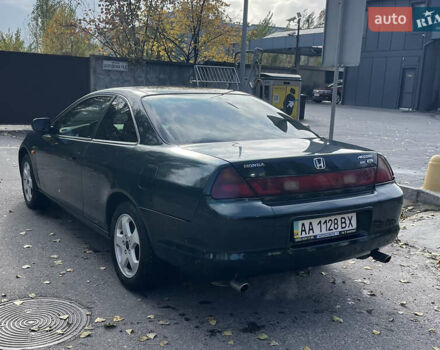 Зеленый Хонда Аккорд, объемом двигателя 3 л и пробегом 400 тыс. км за 2850 $, фото 4 на Automoto.ua