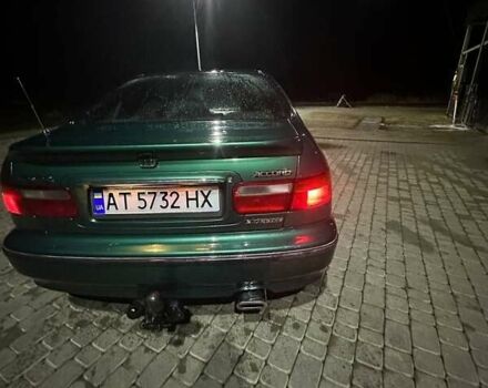 Зелений Хонда Аккорд, об'ємом двигуна 2 л та пробігом 308 тис. км за 2800 $, фото 6 на Automoto.ua