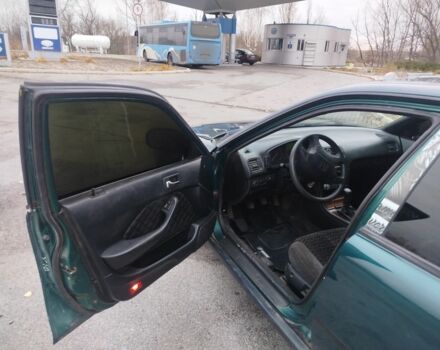 Зеленый Хонда Аккорд, объемом двигателя 2 л и пробегом 300 тыс. км за 2200 $, фото 4 на Automoto.ua