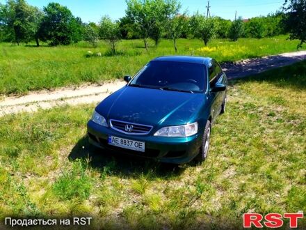 Хонда Аккорд 2003 у Кам'янське (Дніпродзержинськ) на Automoto.ua Зелений Хонда Аккорд, об'ємом двигуна 1.9 л та пробігом 265 тис. км за 4100 $, фото 1 на Automoto.ua