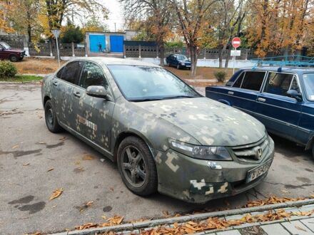 Зеленый Хонда Аккорд, объемом двигателя 2.2 л и пробегом 200 тыс. км за 2000 $, фото 1 на Automoto.ua