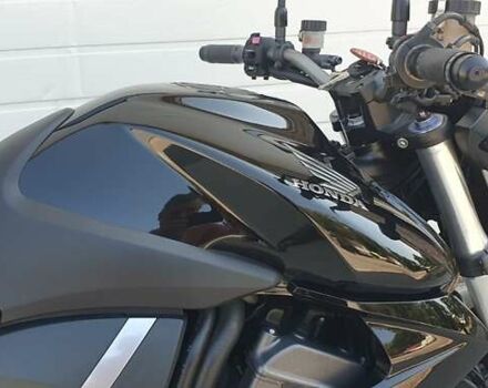 Черный Хонда CB 1000R, объемом двигателя 0 л и пробегом 25 тыс. км за 8000 $, фото 14 на Automoto.ua