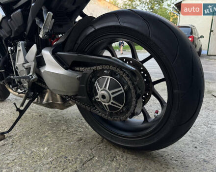 Черный Хонда CB 1000R, объемом двигателя 1 л и пробегом 8 тыс. км за 10500 $, фото 27 на Automoto.ua
