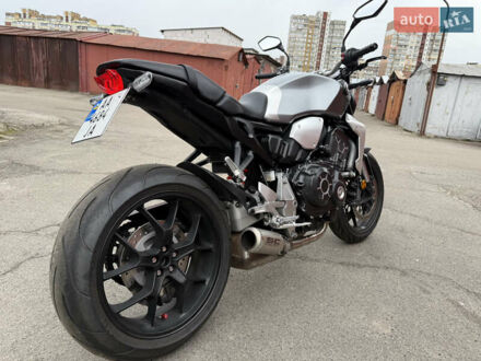 Хонда CB 1000R 2018 в Киеве на Automoto.ua Черный Хонда CB 1000R, объемом двигателя 1 л и пробегом 5 тыс. км за 9500 $, фото 1 на Automoto.ua