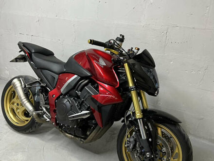Хонда CB 1000R 2010 в Львове на Automoto.ua Красный Хонда CB 1000R, объемом двигателя 1 л и пробегом 33 тыс. км за 8199 $, фото 1 на Automoto.ua