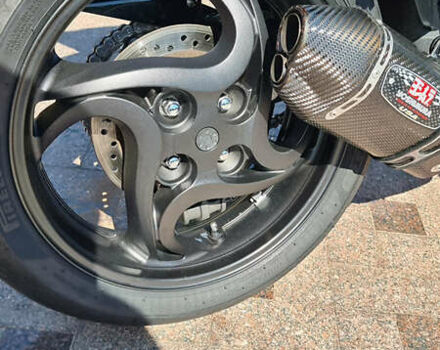 Хонда CB 1000R, объемом двигателя 1 л и пробегом 12 тыс. км за 7500 $, фото 7 на Automoto.ua