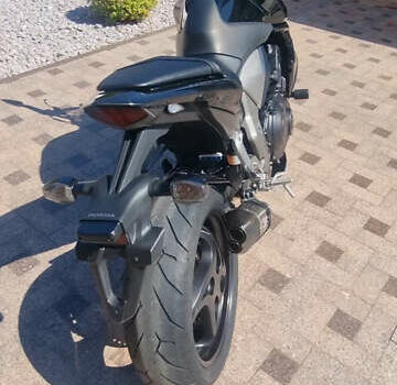 Хонда CB 1000R, объемом двигателя 1 л и пробегом 12 тыс. км за 7500 $, фото 6 на Automoto.ua
