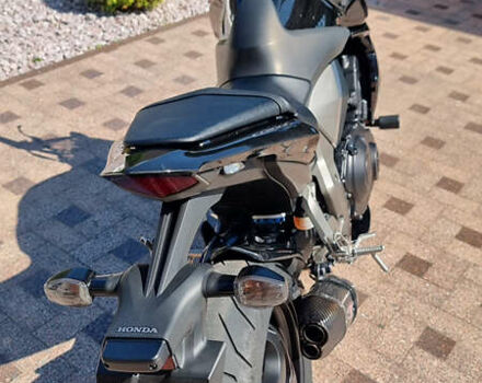 Хонда CB 1000R, объемом двигателя 1 л и пробегом 12 тыс. км за 7500 $, фото 1 на Automoto.ua