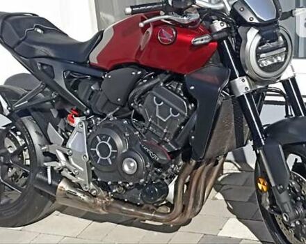 Хонда CB 1000R, объемом двигателя 1 л и пробегом 4 тыс. км за 4700 $, фото 7 на Automoto.ua