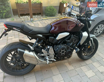 Хонда CB 1000R, объемом двигателя 1 л и пробегом 3 тыс. км за 10800 $, фото 1 на Automoto.ua