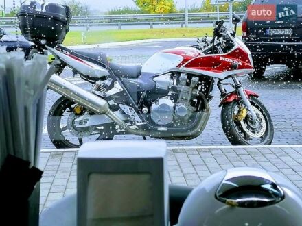Хонда CB 1300 2007 у Радомышле на Automoto.ua Хонда CB 1300, об'ємом двигуна 0 л та пробігом 40 тис. км за 7000 $, фото 1 на Automoto.ua