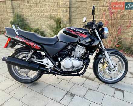 Черный Хонда CB 500, объемом двигателя 0.5 л и пробегом 34 тыс. км за 2599 $, фото 9 на Automoto.ua