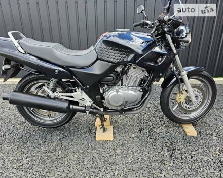 Черный Хонда CB 500, объемом двигателя 0.5 л и пробегом 32 тыс. км за 2650 $, фото 13 на Automoto.ua