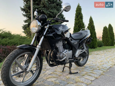 Хонда CB 500 1997 в Кременчуге на Automoto.ua Черный Хонда CB 500, объемом двигателя 0.5 л и пробегом 25 тыс. км за 2999 $, фото 1 на Automoto.ua
