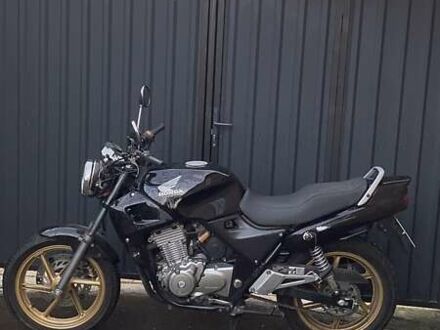 Чорний Хонда CB 500, об'ємом двигуна 0.5 л та пробігом 18 тис. км за 1900 $, фото 1 на Automoto.ua
