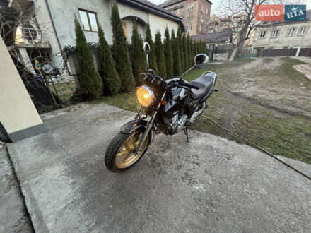 Хонда CB 500 2002 в Ивано-Франковске на Automoto.ua Черный Хонда CB 500, объемом двигателя 0.5 л и пробегом 44 тыс. км за 1800 $, фото 1 на Automoto.ua