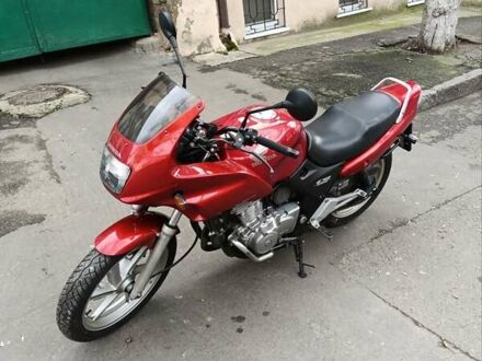 Хонда CB 500 2002 в Одессе на Automoto.ua Красный Хонда CB 500, объемом двигателя 0 л и пробегом 24 тыс. км за 2700 $, фото 1 на Automoto.ua