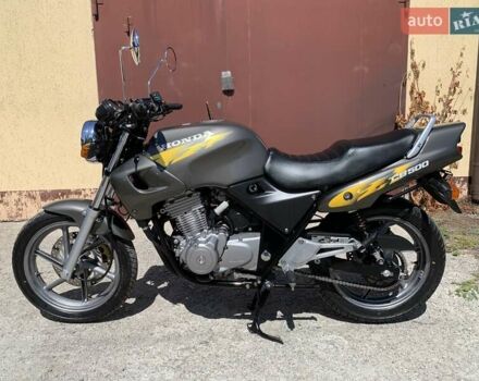 Хонда CB 500, объемом двигателя 0.5 л и пробегом 24 тыс. км за 3150 $, фото 11 на Automoto.ua