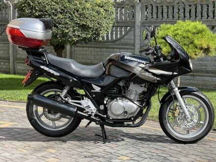Хонда CB 500, объемом двигателя 0.5 л и пробегом 0 тыс. км за 2850 $, фото 1 на Automoto.ua