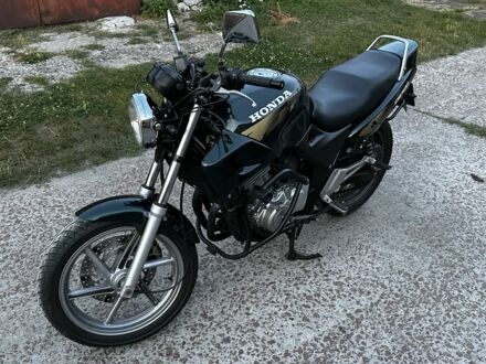 Хонда CB 500, об'ємом двигуна 0.5 л та пробігом 0 тис. км за 2800 $, фото 1 на Automoto.ua