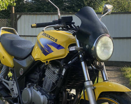 Желтый Хонда CB 500, объемом двигателя 0.5 л и пробегом 45 тыс. км за 2100 $, фото 4 на Automoto.ua