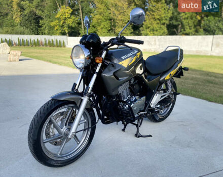 Серый Хонда CB 500, объемом двигателя 0.5 л и пробегом 26 тыс. км за 2599 $, фото 11 на Automoto.ua