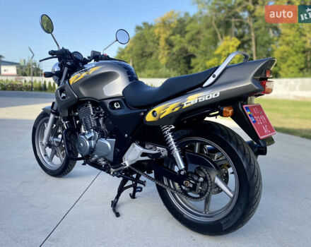 Серый Хонда CB 500, объемом двигателя 0.5 л и пробегом 26 тыс. км за 2599 $, фото 7 на Automoto.ua