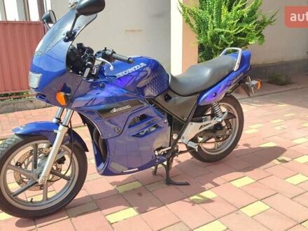 Хонда CB 500 1996 в Виноградове на Automoto.ua Синий Хонда CB 500, объемом двигателя 0.5 л и пробегом 19 тыс. км за 2250 $, фото 1 на Automoto.ua