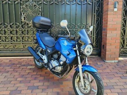 Синий Хонда CB 500, объемом двигателя 0.5 л и пробегом 33 тыс. км за 3000 $, фото 1 на Automoto.ua