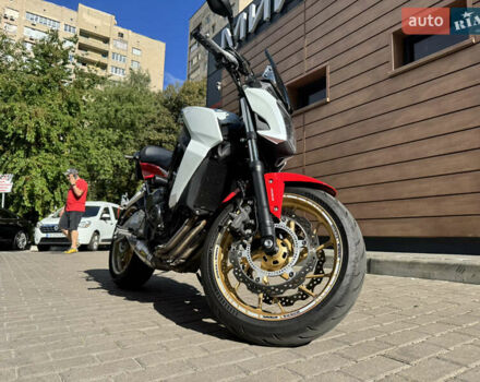 Білий Хонда CB 650F, об'ємом двигуна 0.65 л та пробігом 26 тис. км за 6200 $, фото 1 на Automoto.ua